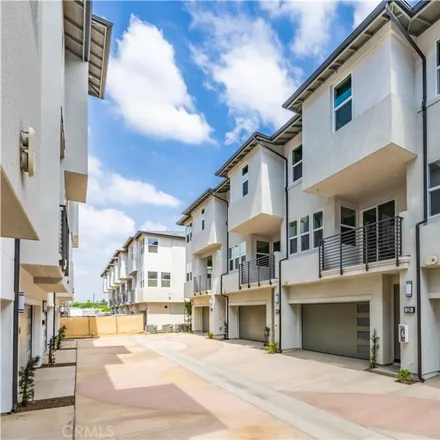 Rent this 2 bed condo on 950 South Avocado Street in Anaheim, CA 92805