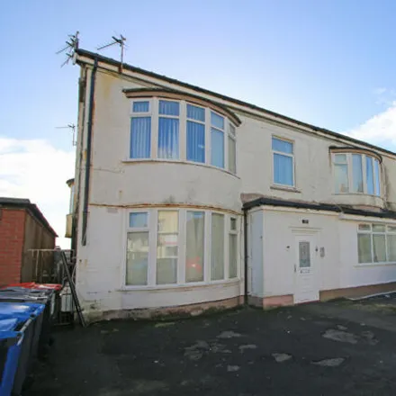 Rent this 1 bed room on Beach Road in Cleveleys, FY5 1EZ