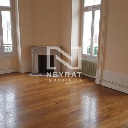 Rent this 3 bed apartment on Rue des Grands Murs in 21590 Santenay, France
