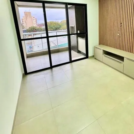 Rent this 3 bed apartment on Rua Francisco Glicério in Jadim Acema, Maringá - PR