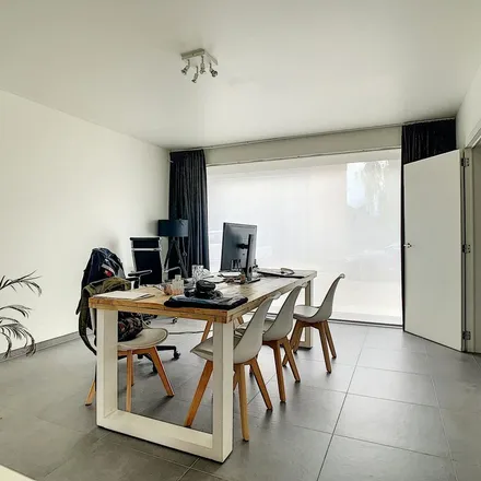 Rent this 3 bed apartment on Komstraat 101 in 8970 Poperinge, Belgium