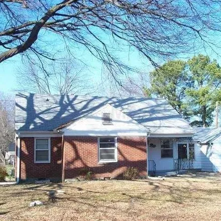 Buy this 4 bed house on 1700 Warner Avenue in Memphis, TN 38127