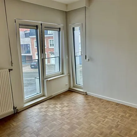 Rent this 2 bed apartment on Jezuietenplein 2 in 9700 Oudenaarde, Belgium