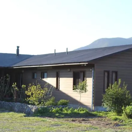 Buy this 5 bed house on Estero de Chocalán por el Poniente in Melipilla, Chile