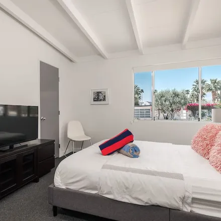 Rent this 5 bed house on Palm Springs