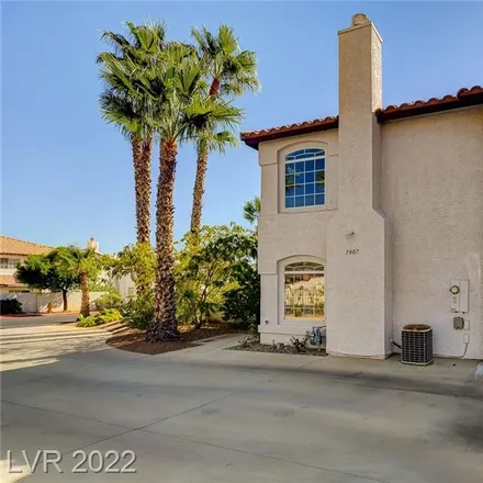 Image 4 - 3801 Starfield Lane, Spring Valley, NV 89147, USA - Townhouse for sale