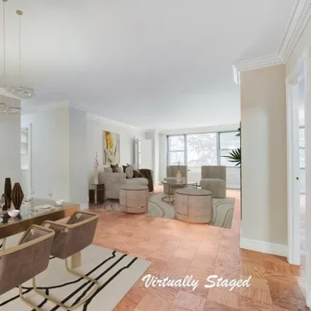 Image 2 - Gerard Towers, 70-25 Yellowstone Boulevard, New York, NY 11375, USA - Apartment for sale