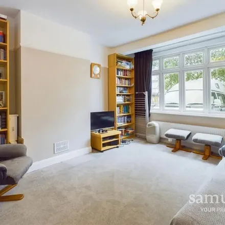 Image 2 - Meopham Road / Woodstock Way, Meopham Road, Lonesome, London, SW16 5JF, United Kingdom - Apartment for rent