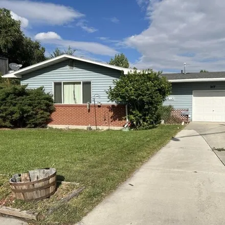 Buy this 3 bed house on 401 North 14th Street East in Riverton, WY 82501