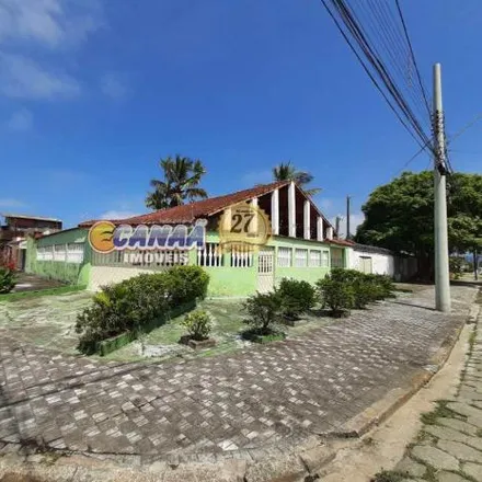 Buy this 3 bed house on Rua Nossa Senhora da Rosa Mística in Balneário Itaguaí, Mongaguá - SP