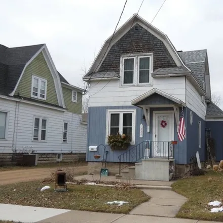 Buy this 3 bed house on 412 Pearl Avenue in Antigo, WI 54409