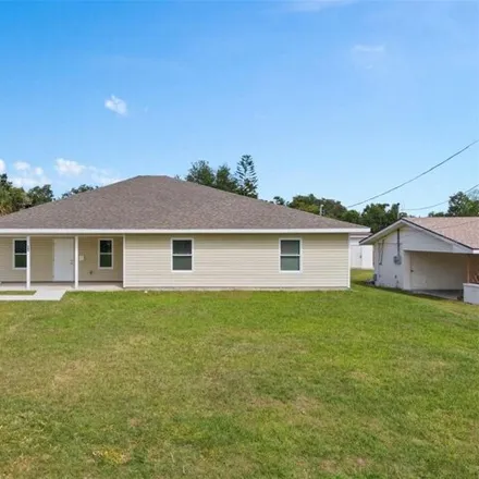 Buy this 4 bed house on 747 Avenue M Southeast in Winter Haven, FL 33880