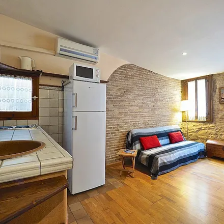 Rent this 1 bed apartment on Carrer d'en Mònec in 9, 08003 Barcelona