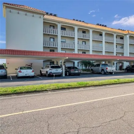 Rent this 1 bed condo on unnamed road in Clearwater, FL 34624