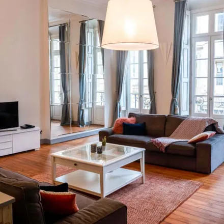 Rent this 3 bed apartment on 43 Rue Sainte-Catherine in 33000 Bordeaux, France