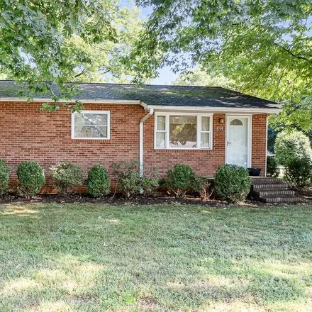 Buy this 4 bed house on 1314 Reid Street in Bloomfield, Statesville