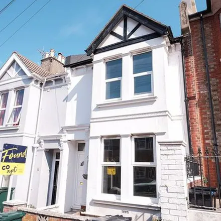 Rent this 5 bed townhouse on 51 Brading Road in Brighton, BN2 3PE