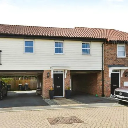 Buy this 2 bed townhouse on Southfield Close in Elsenham, CM22 6YF
