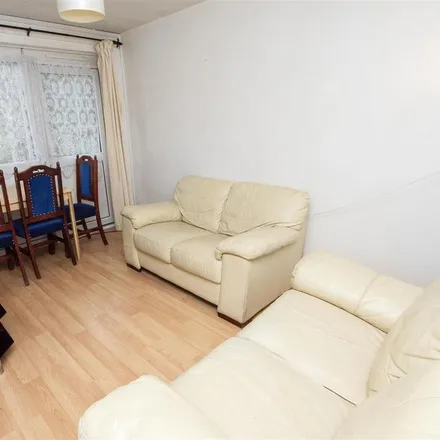 Rent this 3 bed house on 53 Rebecca Drive in Selly Oak, B29 6TP