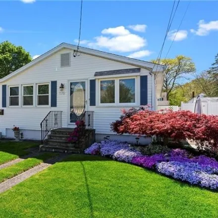 Buy this 3 bed house on 188 Williams Street in Cumberland, RI 02864
