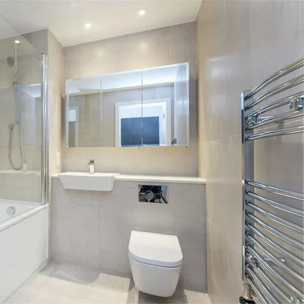 Image 3 - Goodway Gardens, Blair Street, London, E14 0JL, United Kingdom - Apartment for rent