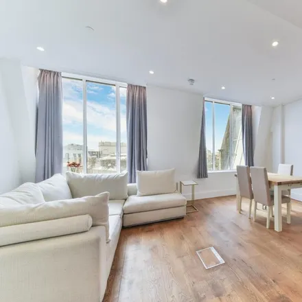 Rent this 3 bed apartment on Waterman House in 41 Kingsway, London