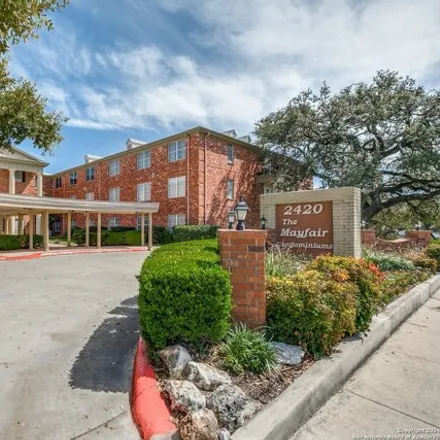 Image 1 - Laurel Heights Station Post Office, East Woodlawn Avenue, San Antonio, TX 78212, USA - Condo for sale
