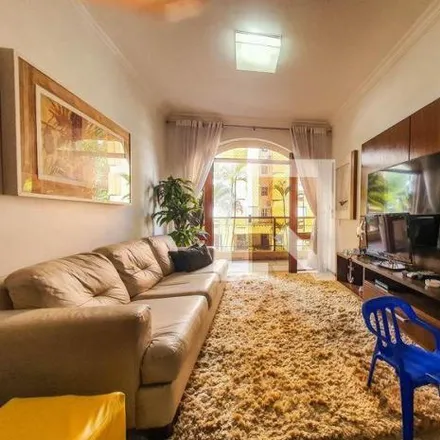 Rent this 3 bed apartment on Rua Alberto Quatrini Bianchi in Enseada, Guarujá - SP
