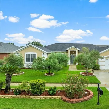 Buy this 4 bed house on 111 Cottonwood Circle in Lynn Haven, FL 32444