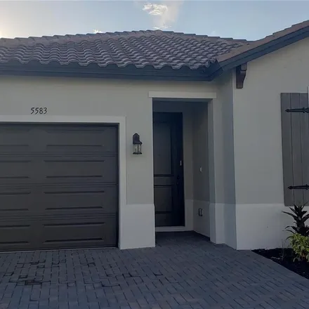 Rent this 3 bed apartment on Morino Way in Ave Maria, Collier County