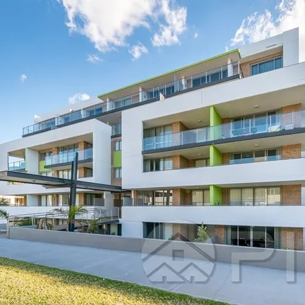Rent this 3 bed apartment on Meryll Avenue in Baulkham Hills NSW 2153, Australia