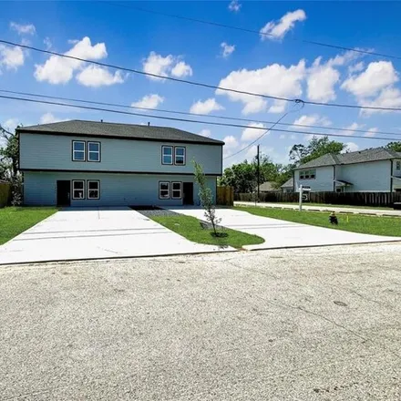 Buy this 3 bed house on 2495 Lucky Street in Houston, TX 77088