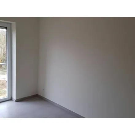 Rent this 3 bed apartment on Rue des Béguines 22B in 4400 Flémalle, Belgium