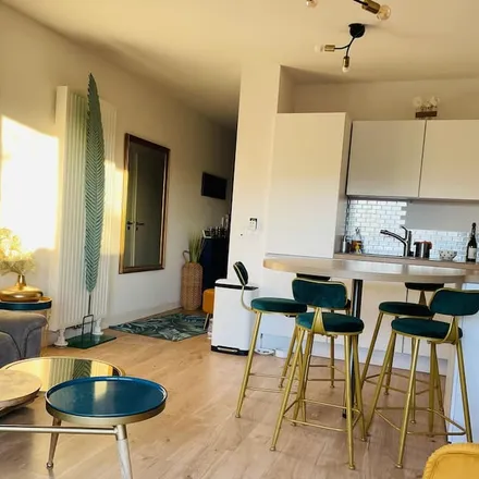 Image 1 - Montpellier, Hérault, France - Apartment for rent