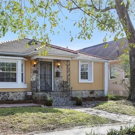 Buy this 5 bed house on 5713 General Diaz Street in Lakeview, New Orleans