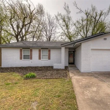 Buy this 3 bed house on 21520 East 32nd Place in Wagoner County, OK 74014