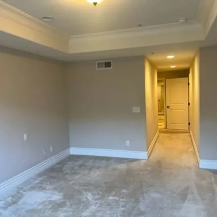 Rent this 3 bed apartment on Alley 81372 in Los Angeles, CA 91604