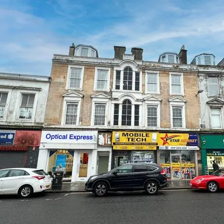 Image 1 - Co-op Food, 106 High Street, Dumbarton, G82 1PQ, United Kingdom - Apartment for rent