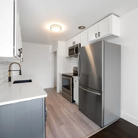 Image 1 - 311 North Washington Avenue, Royal Oak, MI 48067, USA - Apartment for rent