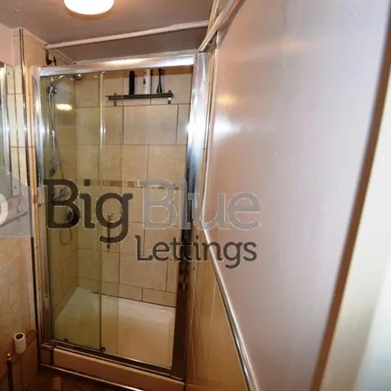Image 7 - 39 Manor Drive, Leeds, LS6 1DD, United Kingdom - Townhouse for rent