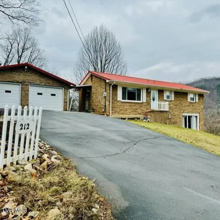 Buy this 3 bed house on 132 Dogwood Acres Road in Hampton, Carter County