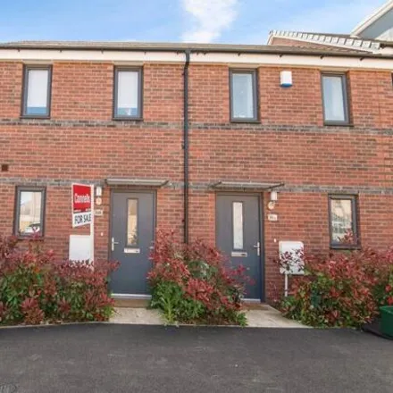 Buy this 2 bed townhouse on 128 Hutchings Drive in Clyst Honiton, EX1 4AP