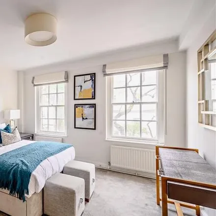 Rent this 2 bed house on Poltrona Frau in 147-153 Fulham Road, London
