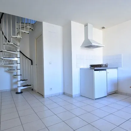 Rent this 2 bed apartment on 1658 Route de l'Embranchard in 49160 Longué-Jumelles, France