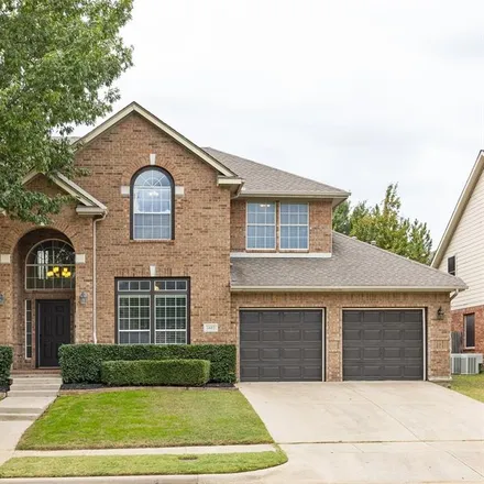 Buy this 5 bed house on 6602 Fox Glen Drive in Arlington, TX 76001