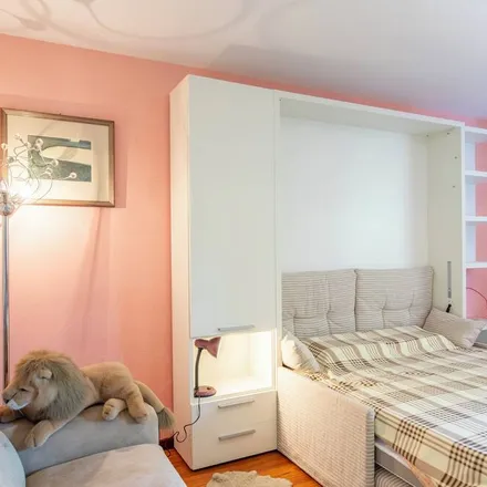 Rent this 2 bed apartment on Municipio di Capriasca in Via Luigi Canonica, 6950 Circolo di Capriasca