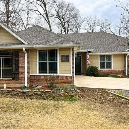 Buy this 3 bed house on 358 East McKinley Avenue in Haughton, Bossier Parish