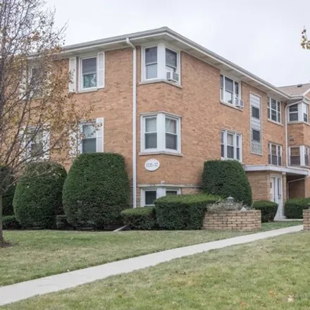 Buy this 1 bed condo on 1531-1533 William Street in River Forest, Leyden Township