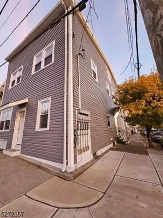 Rent this studio house on 393 2nd Avenue in Liberty Square, Elizabeth
