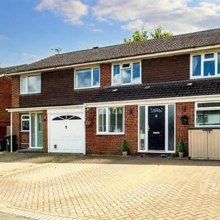 Buy this 4 bed duplex on Parkfield Close in Gossops Green, RH11 8RS